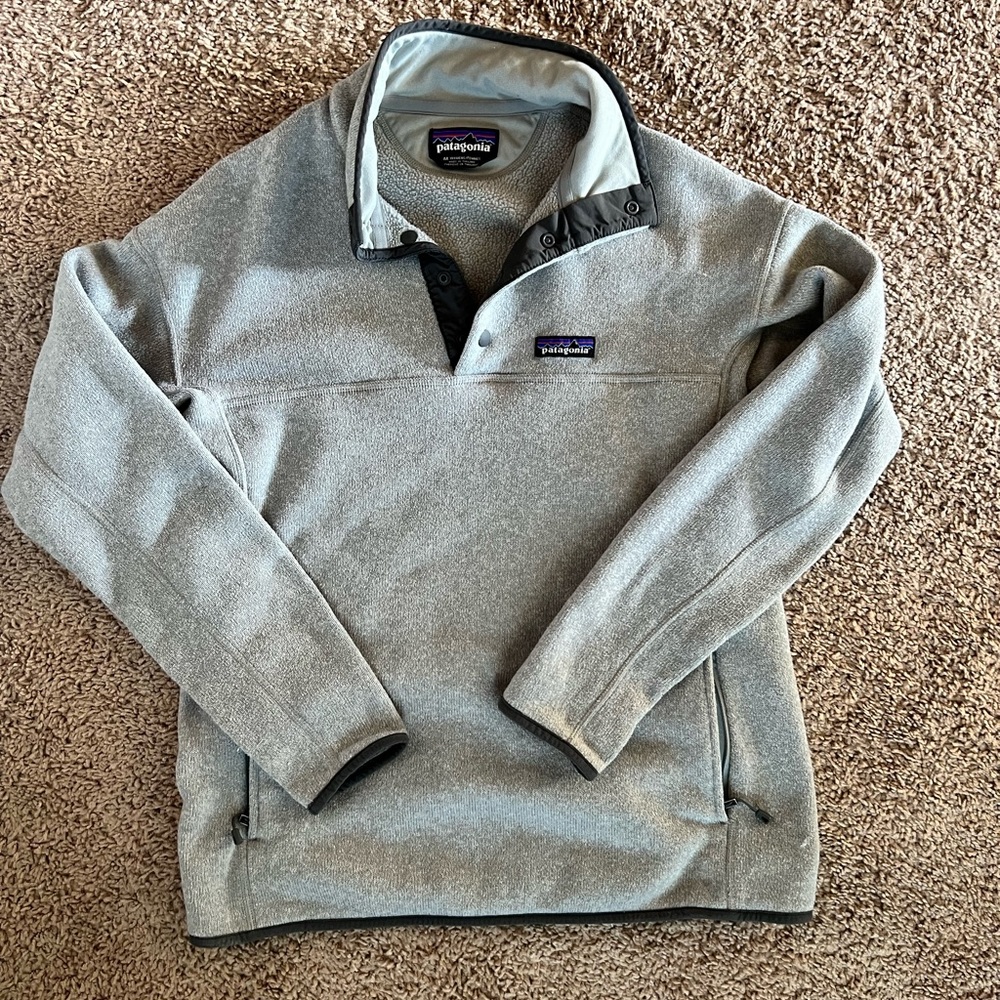 Patagonia Women’s Fleece Pullover